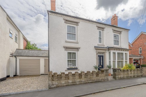 Heath Street, Old Quarter, Norton, Stourbridge, DY8 1SB