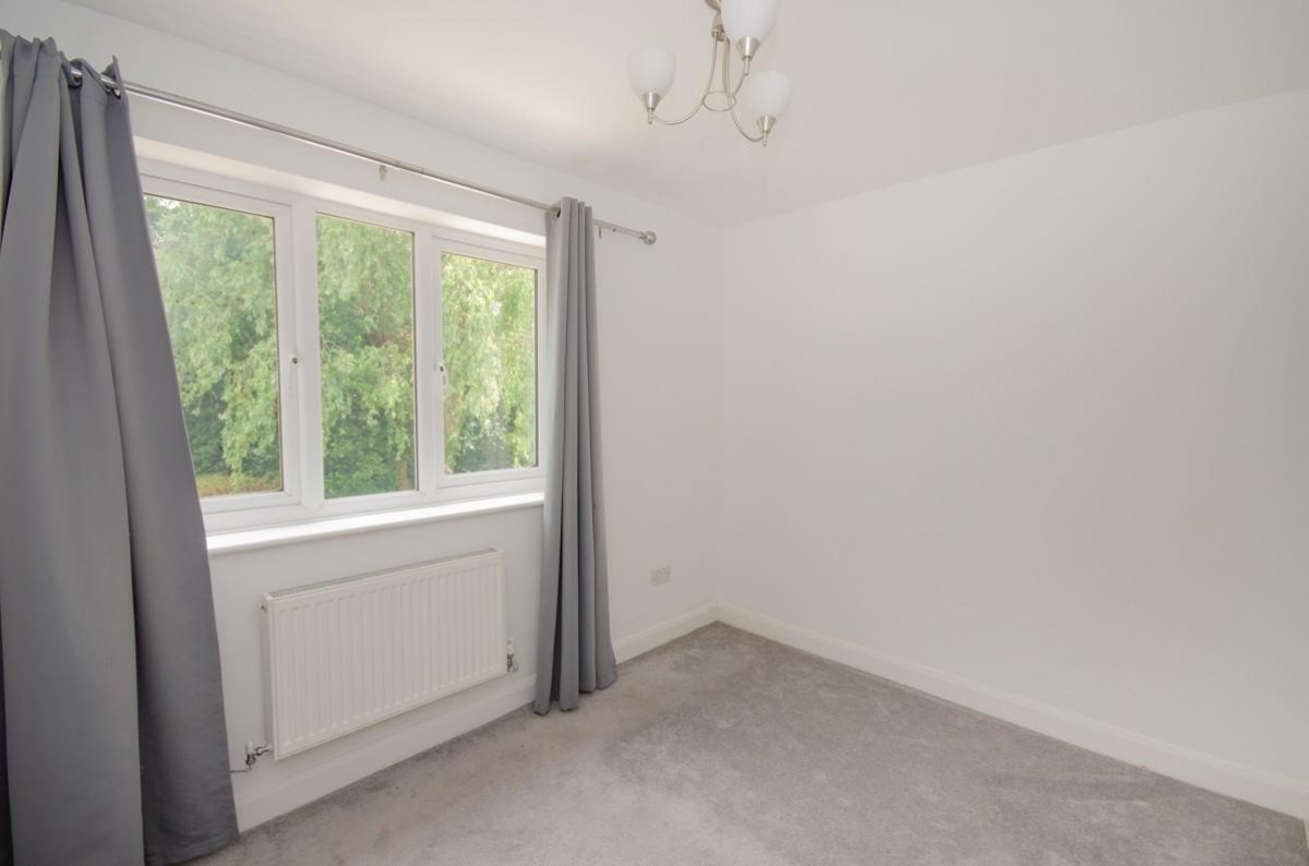 114 Westons Brake, Emersons Green, Bristol, BS16
