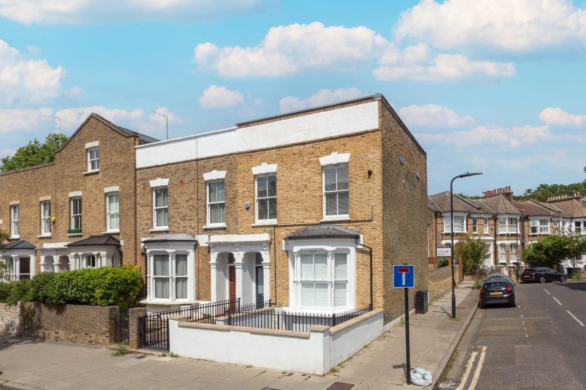 Brooke Road, London, E5
