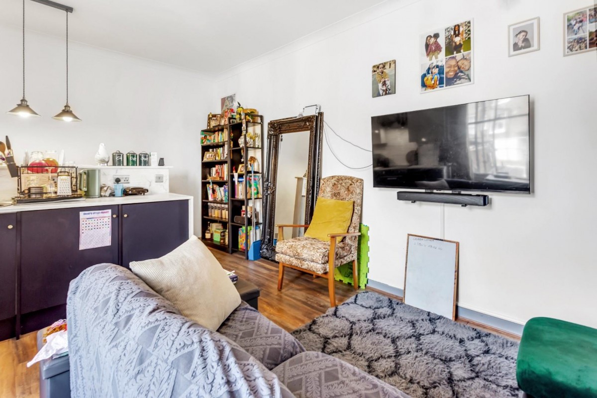 Walford Road, London, N16