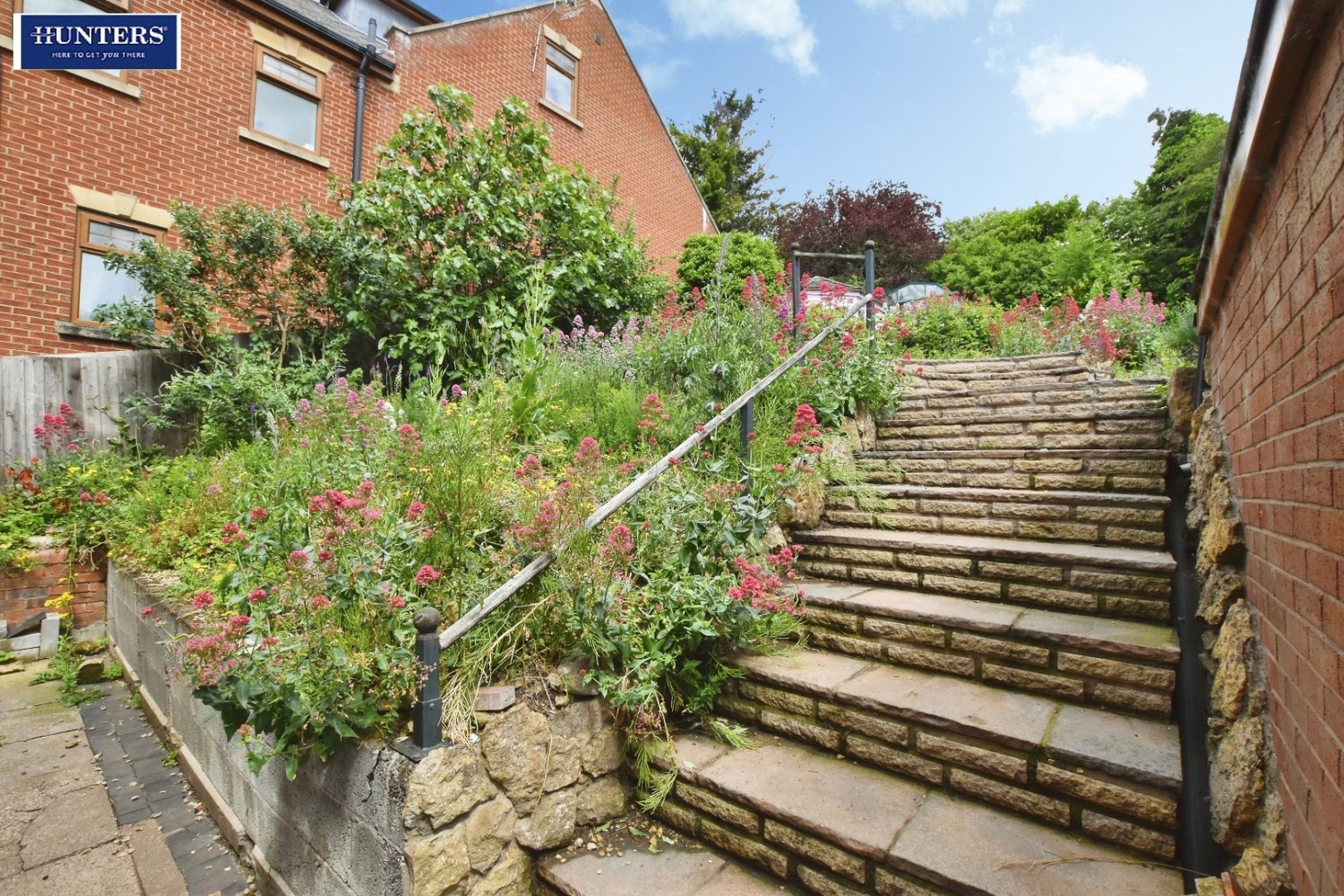 Cliff Closes Road, Scunthorpe