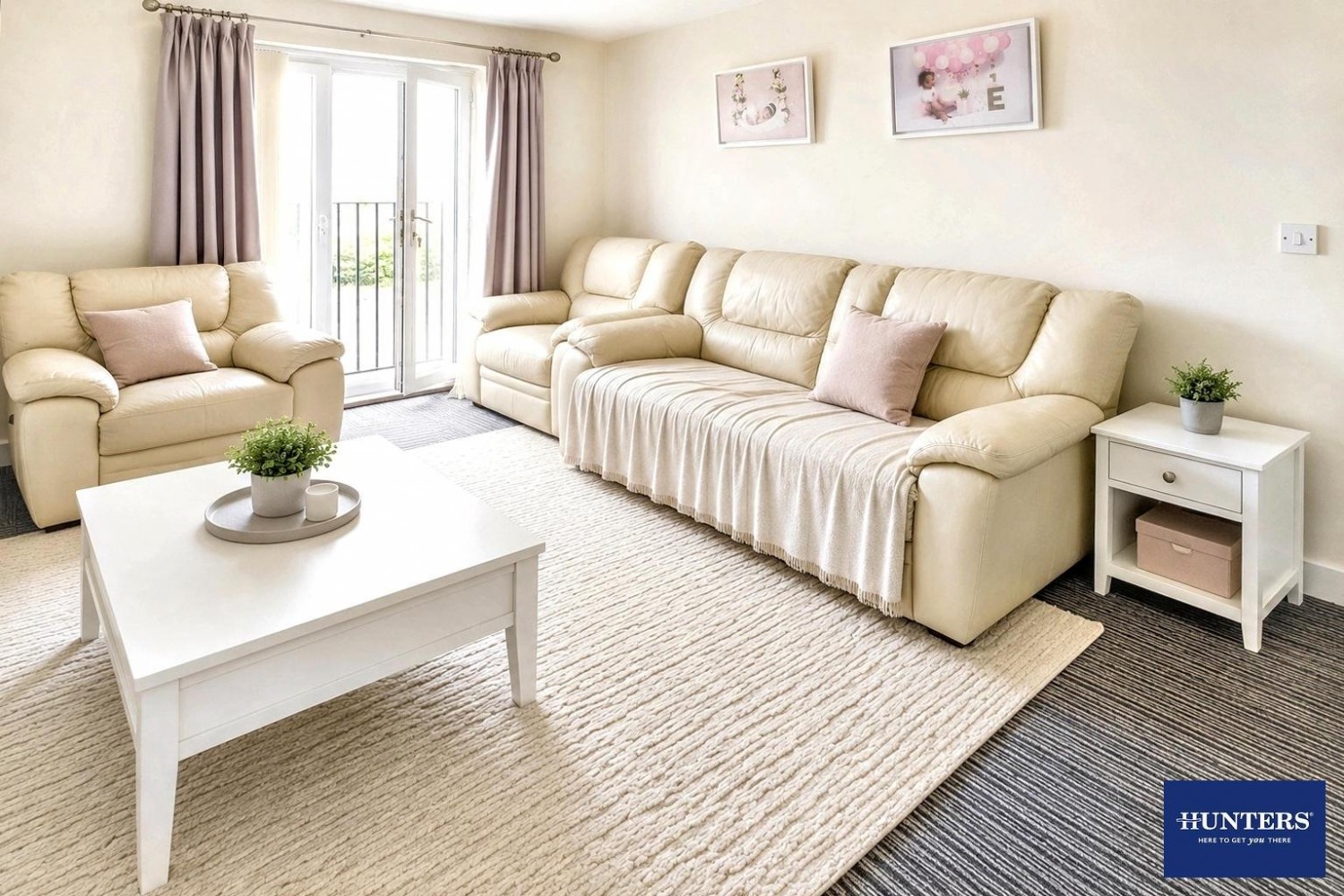 2 bedroom Flat to let in Sandhill Close, Bradford, West Yorkshire BD8