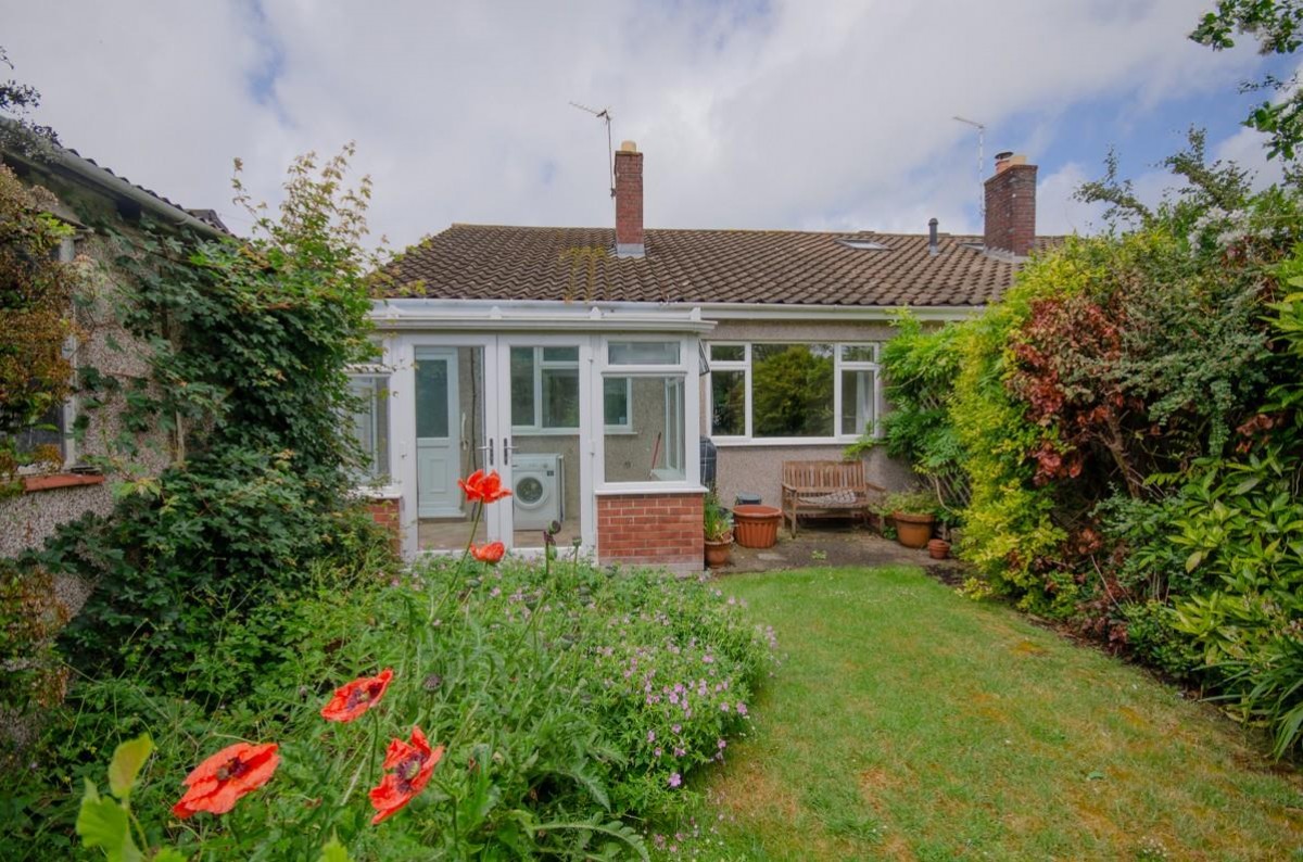 Homefield Road, Pucklechurch, Bristol, BS16 9QD