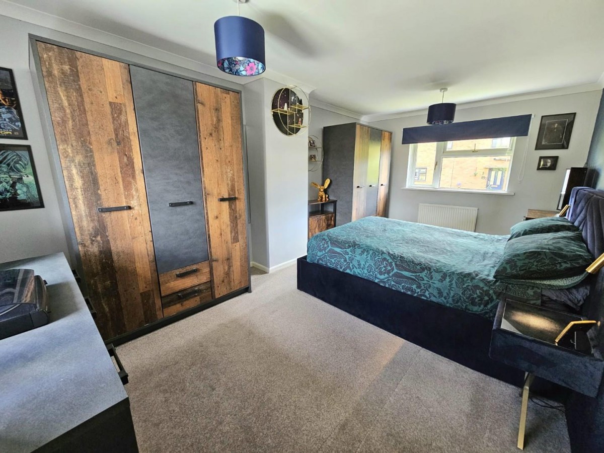 Whiteway Close, Dursley