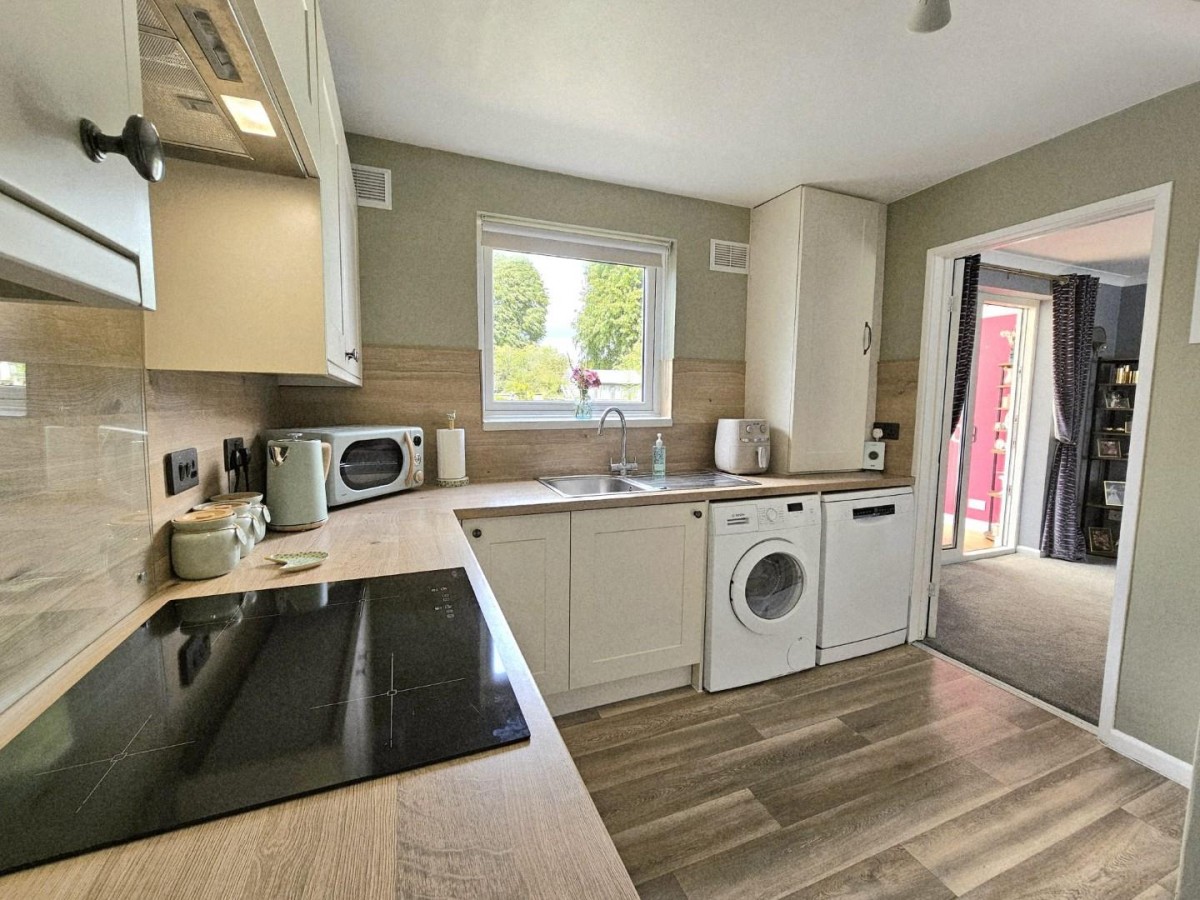 Whiteway Close, Dursley
