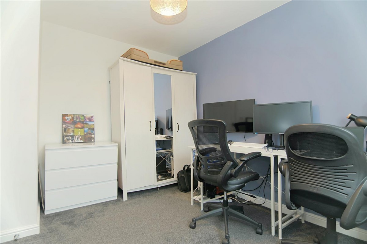 Broadlands Avenue, Pudsey, LS28