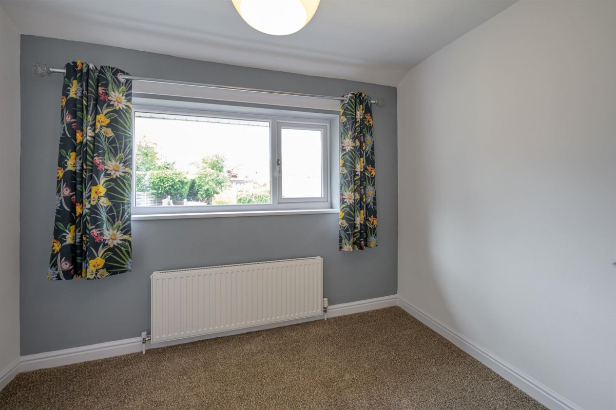 Oakleighs, Stourbridge, DY8 5JA