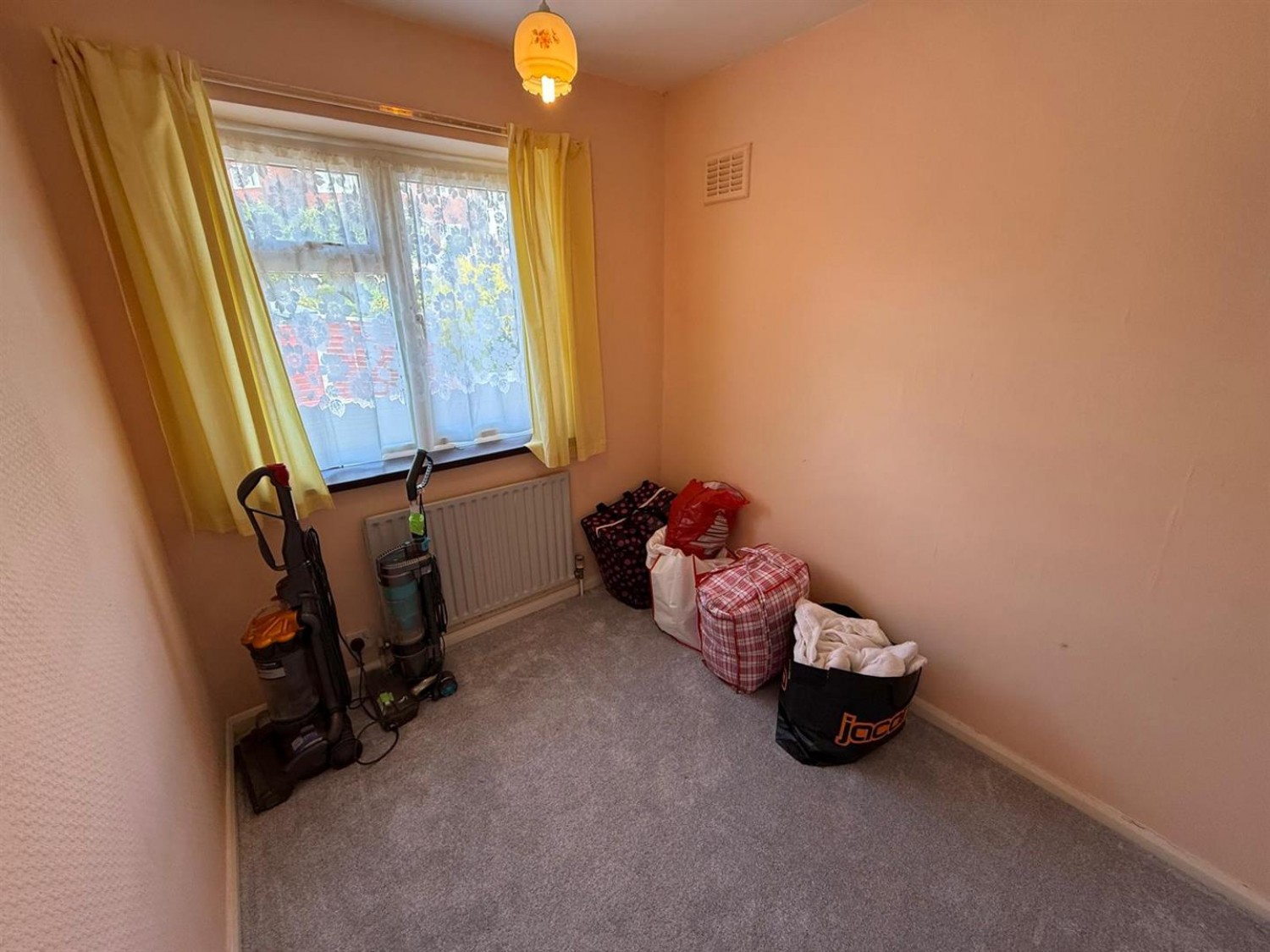 Wychbury Road, Quarry Bank, DY5 2XU