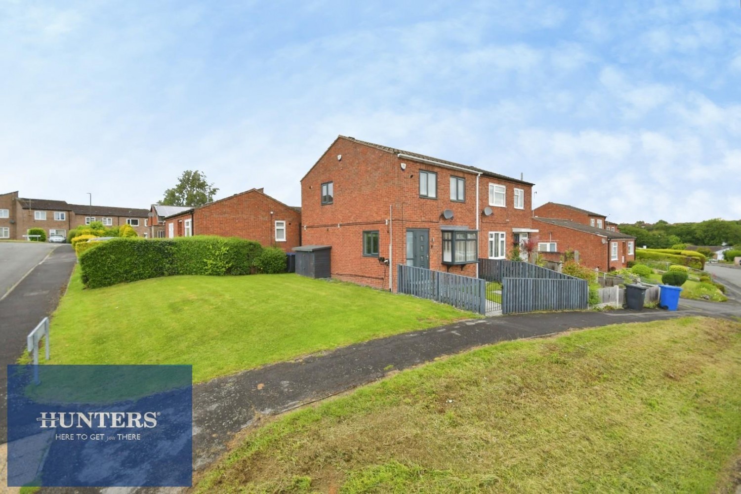 Holme Hall Crescent, Holme Hall, Chesterfield, S40 4PQ