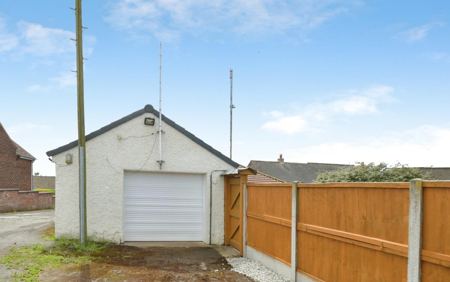 3 bedroom Bungalow for sale in Rupert Street, Lower Pilsley, Chesterfield, S45 8DE