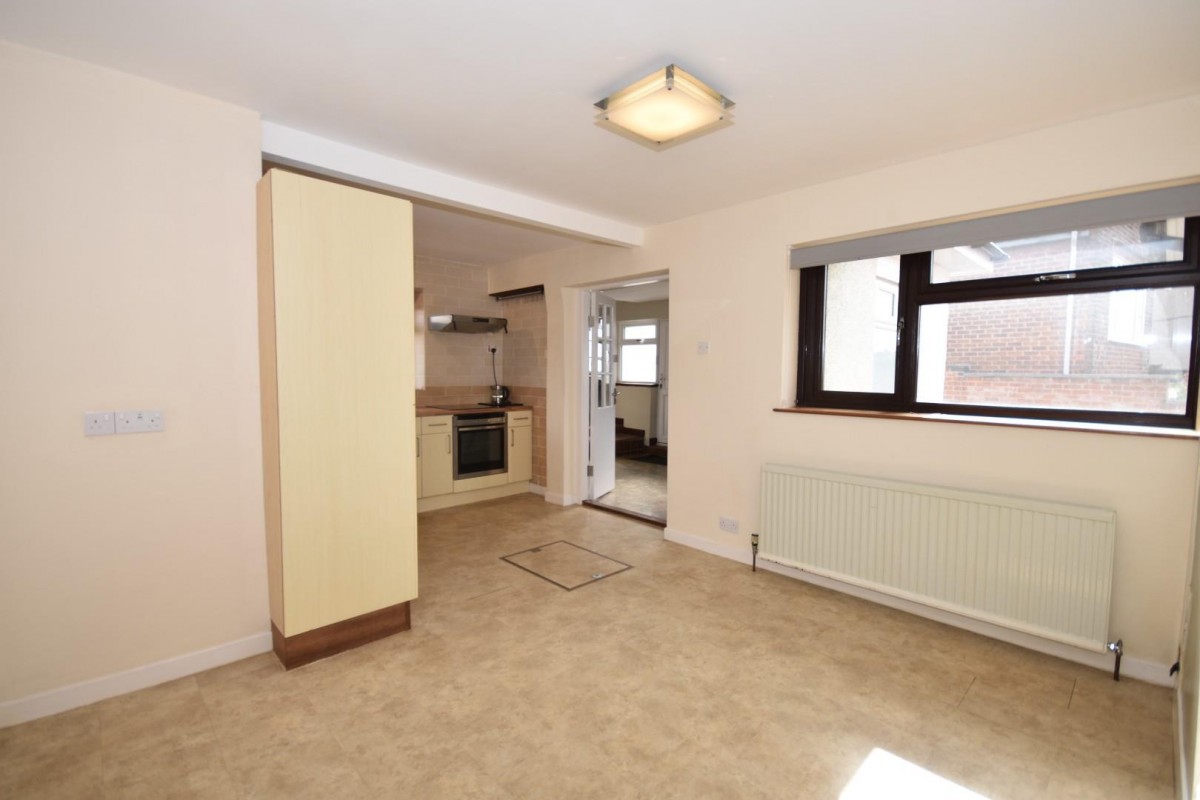 Rupert Street, Lower Pilsley, Chesterfield, S45 8DE
