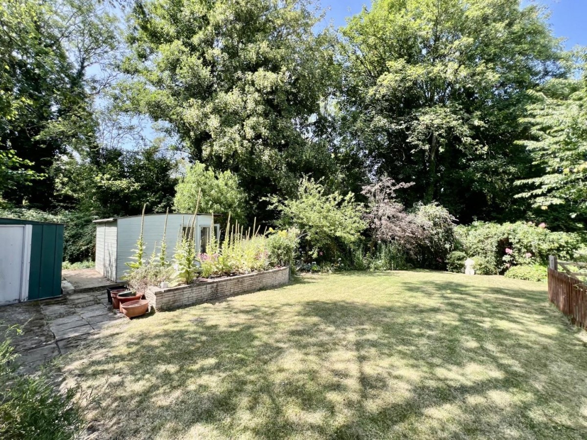 Church Road, Cam, Dursley