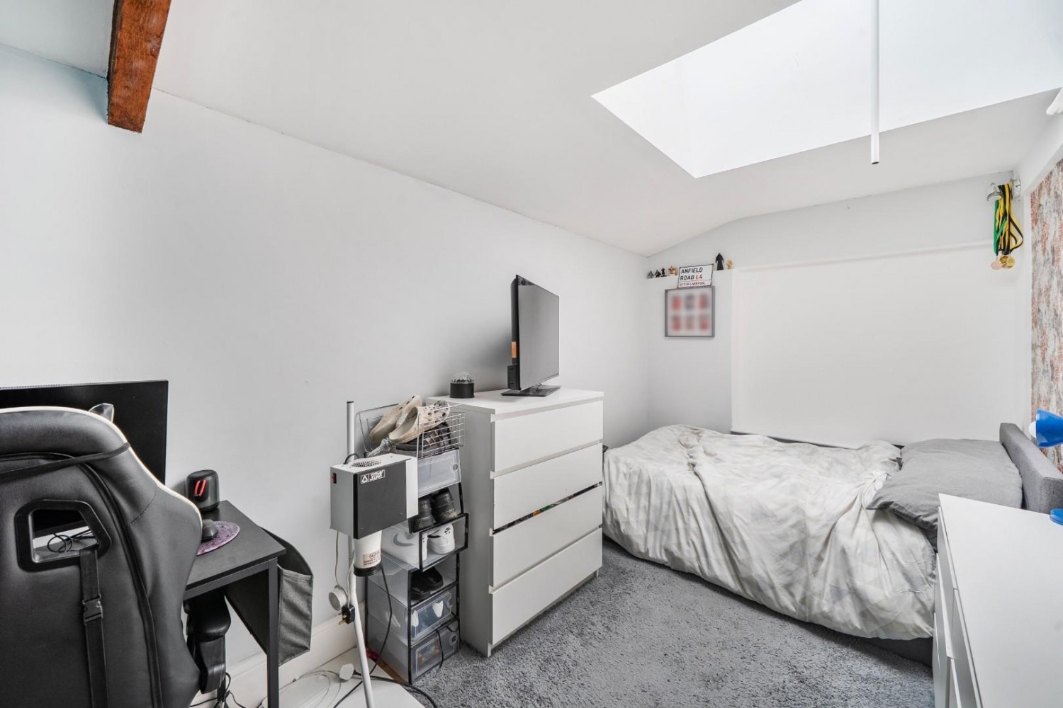 5 bedroom House for sale in Church Road, Cam, Dursley
