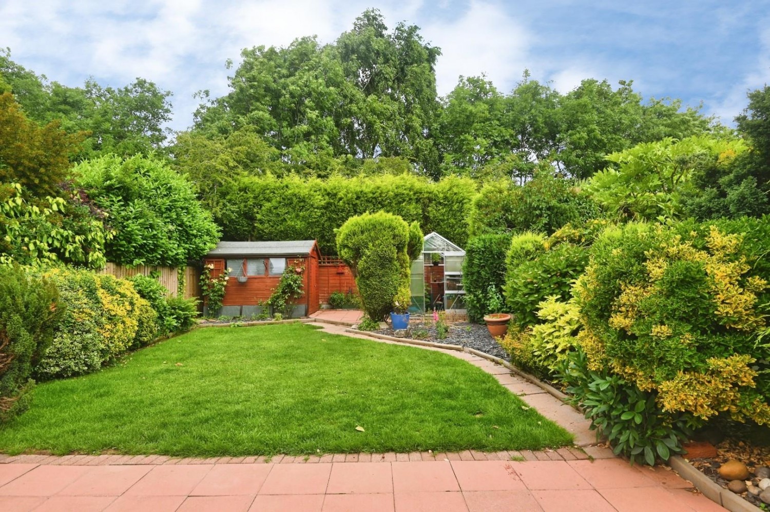 3 bedroom House for sale in Dovestone, Wilnecote, Tamworth