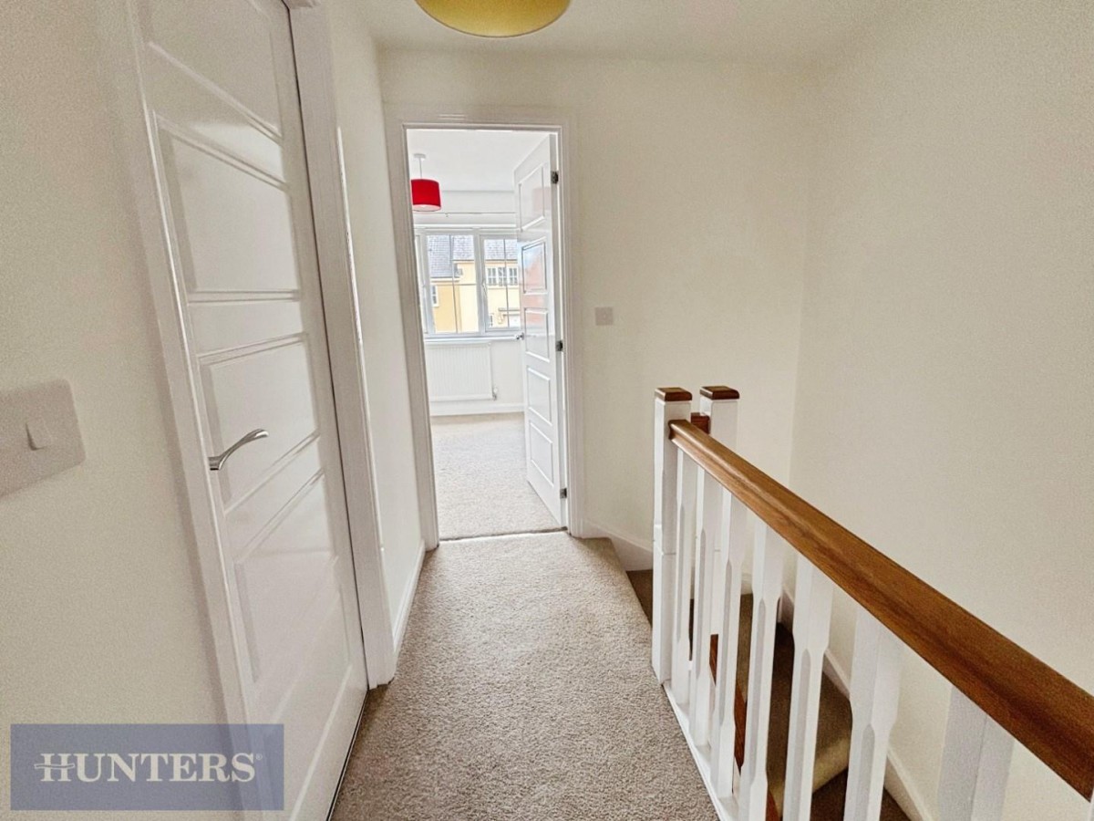 Whitaker Close, Exeter. EX1 3WR