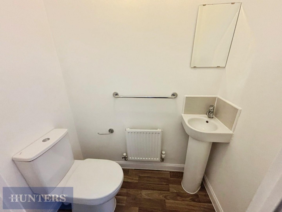 Whitaker Close, Exeter. EX1 3WR