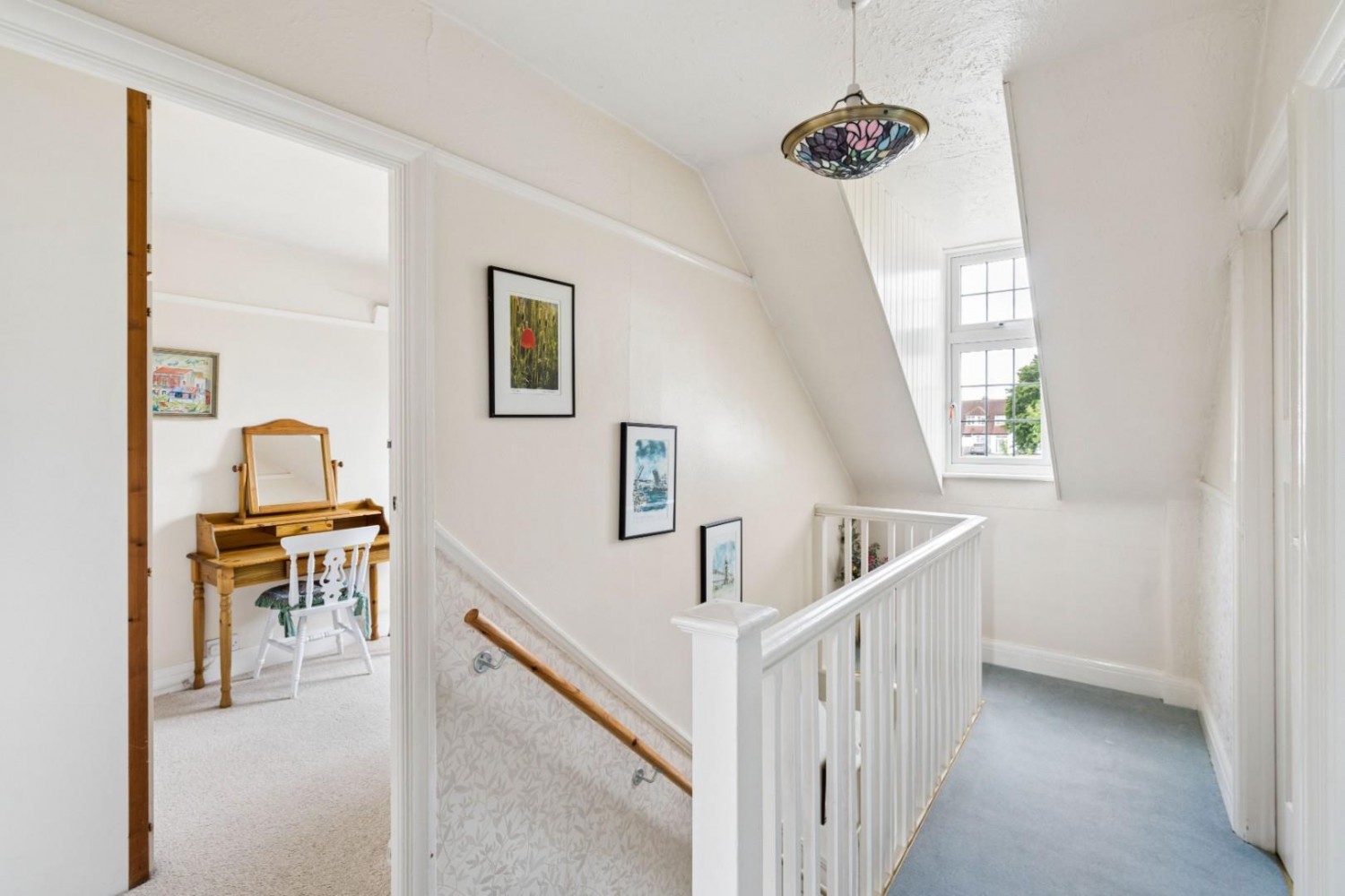 Woodside Close, Amersham, Buckinghamshire, HP6 5EF