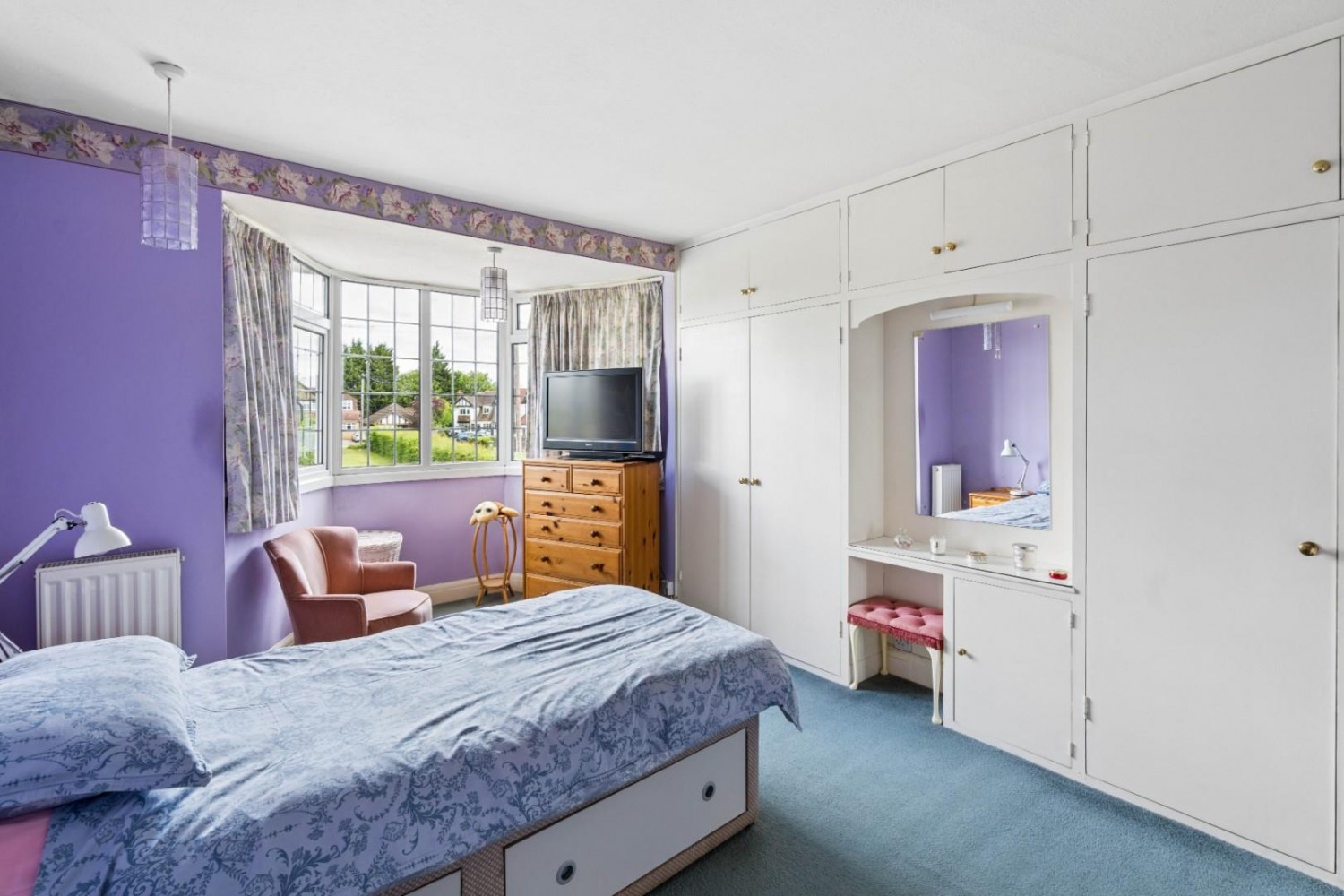 Woodside Close, Amersham, Buckinghamshire, HP6 5EF