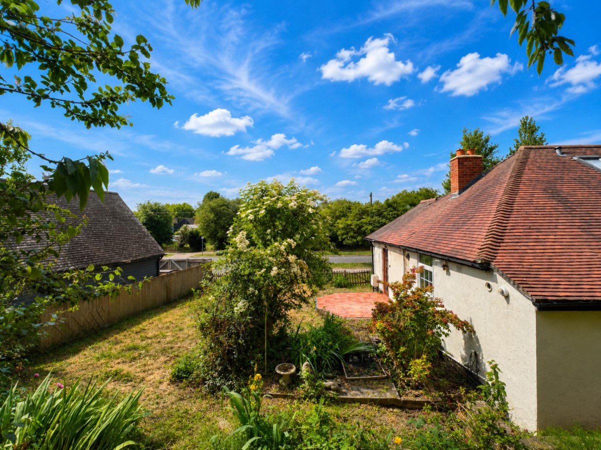 Churchfield Way, Wye