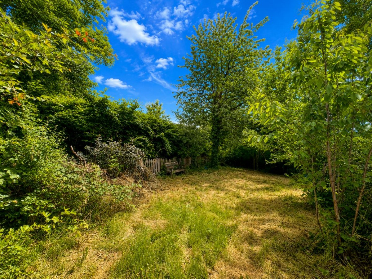 Churchfield Way, Wye