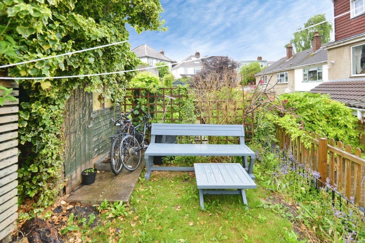 Milverton Gardens, St Werburghs, Bristol BS6 5JQ
