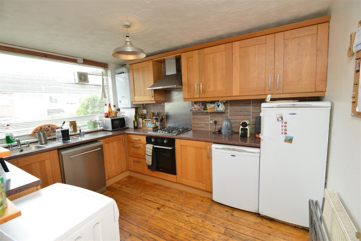 Milverton Gardens, St Werburghs, Bristol BS6 5JQ