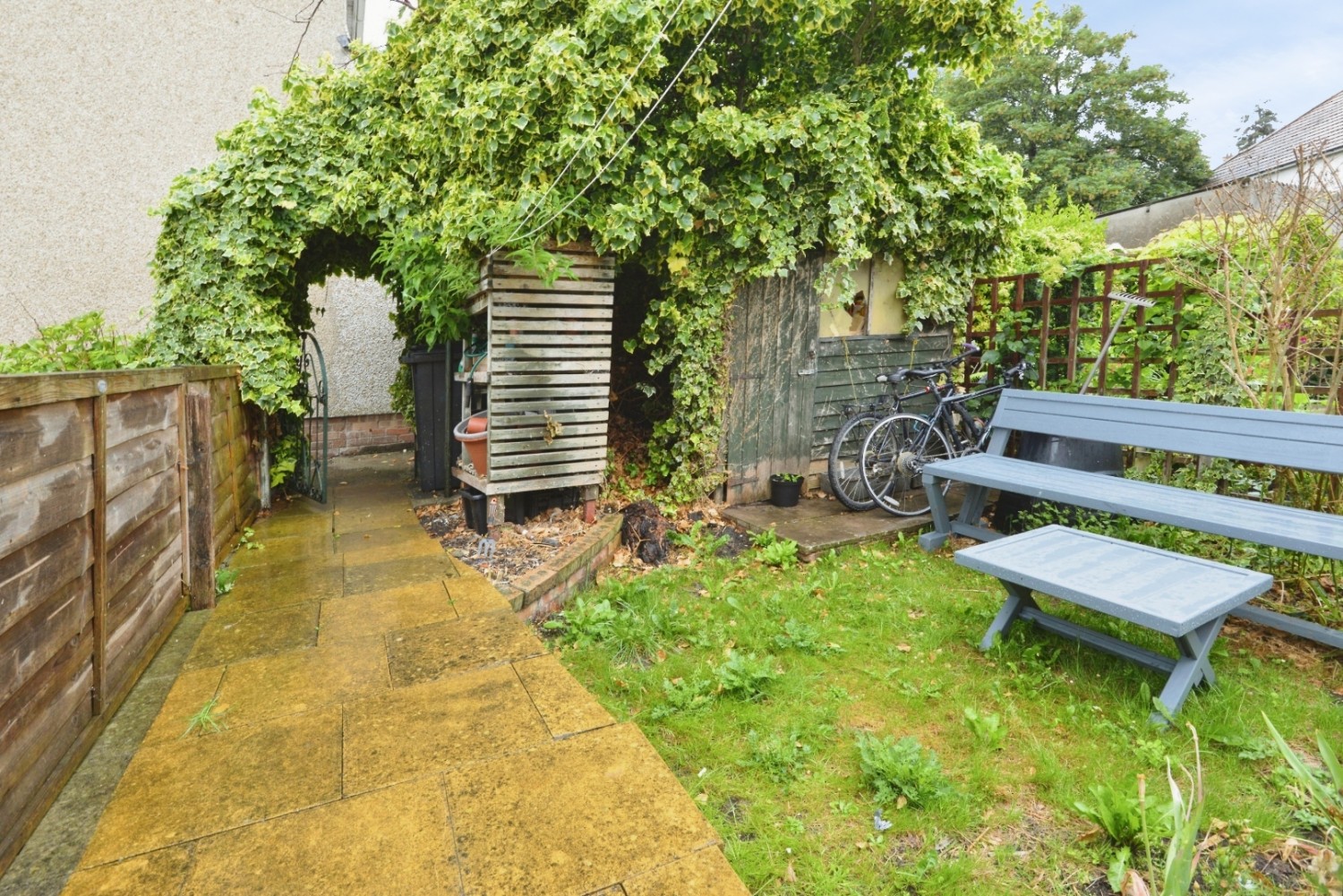3 bedroom House for sale in Milverton Gardens, St Werburghs, Bristol BS6 5JQ