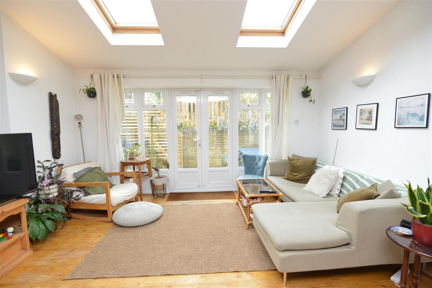3 bedroom House for sale in Milverton Gardens, St Werburghs, Bristol BS6 5JQ
