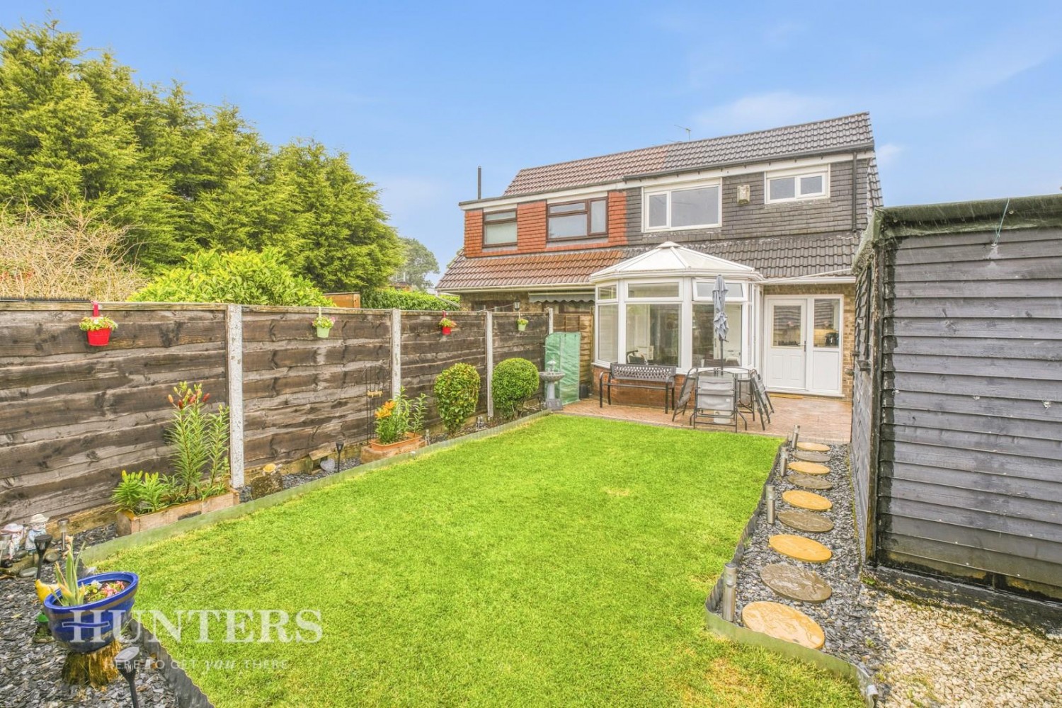 Chichester Close, Smithy Bridge, OL15 8QL