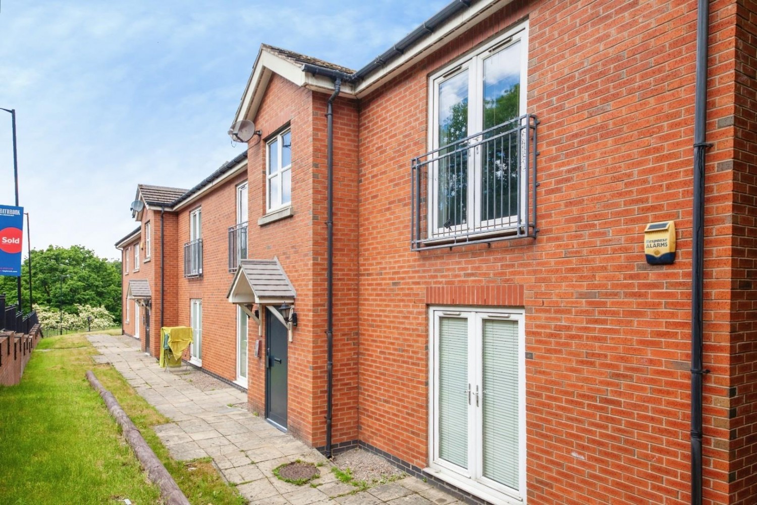 2 bedroom Flat for sale in Wordsworth Court, Herries Road, S5