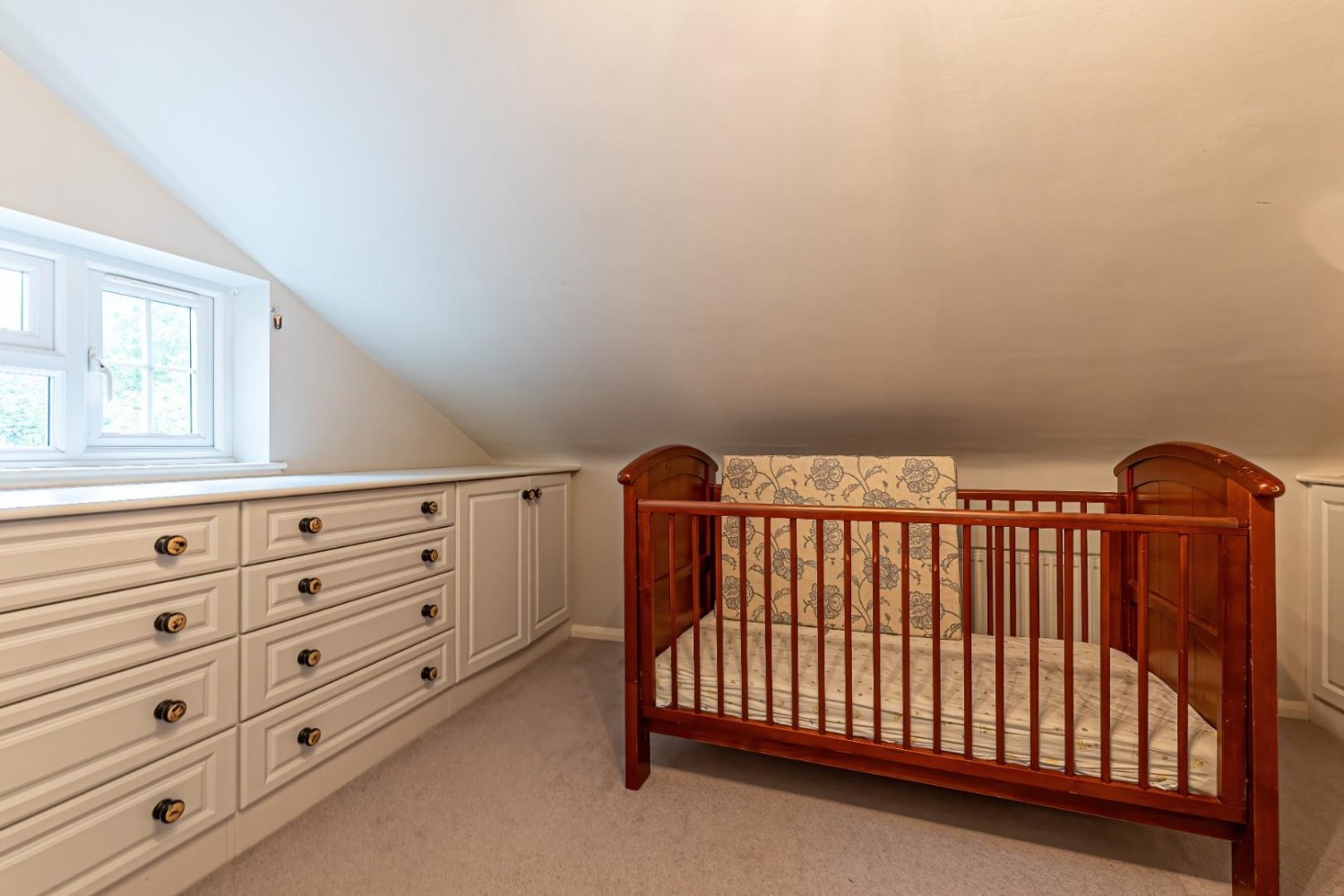 Heath Court, Leighton Buzzard