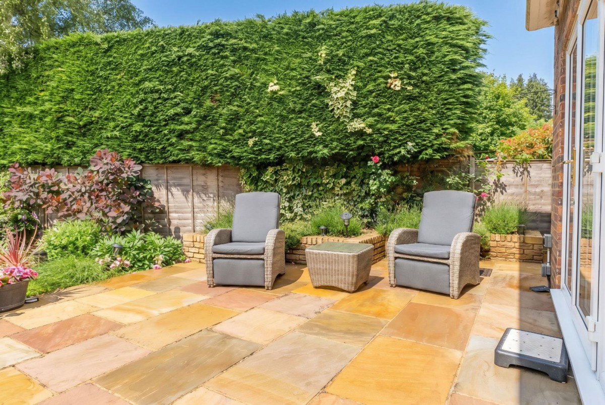 Heath Court, Leighton Buzzard