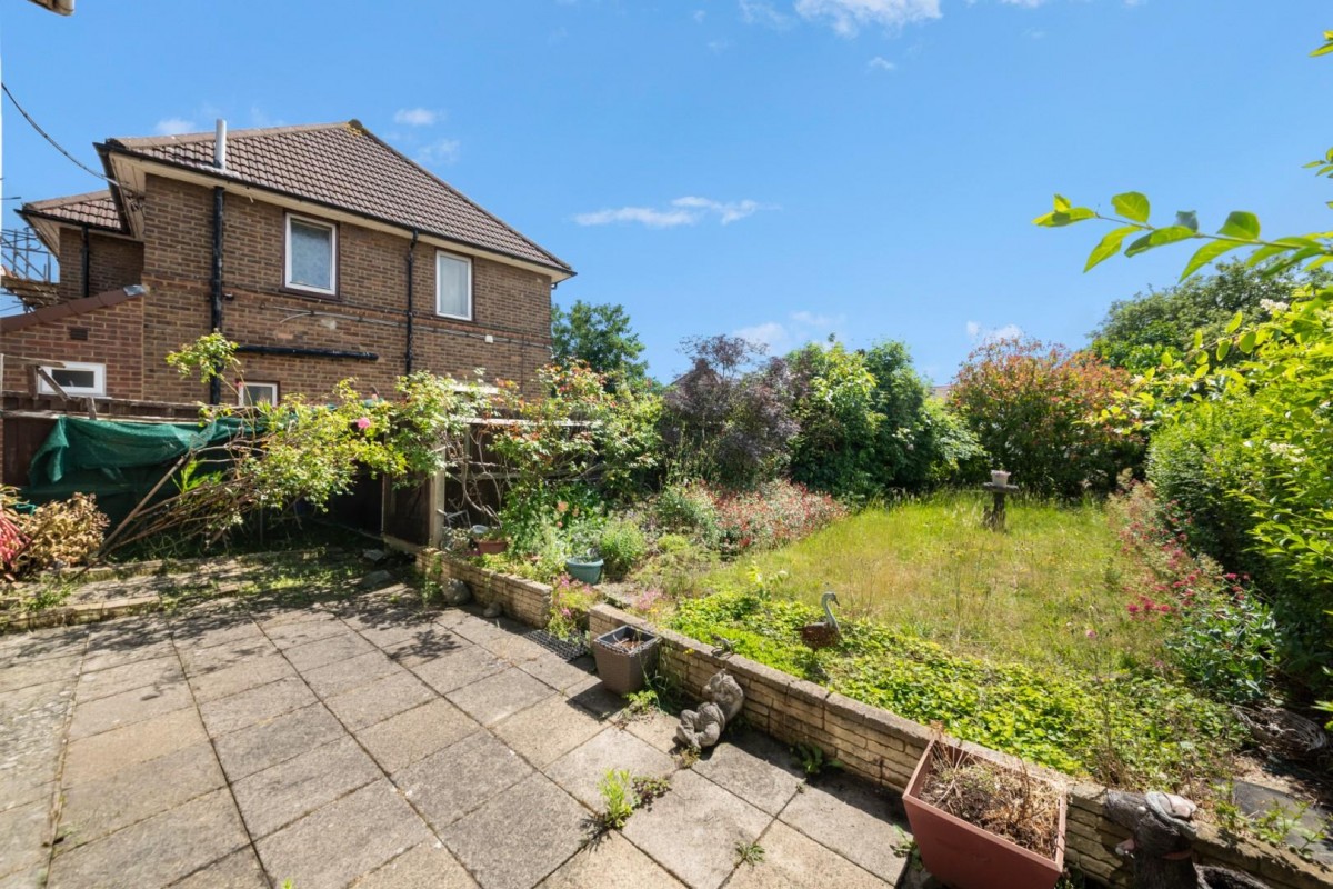 Minet Drive, Hayes