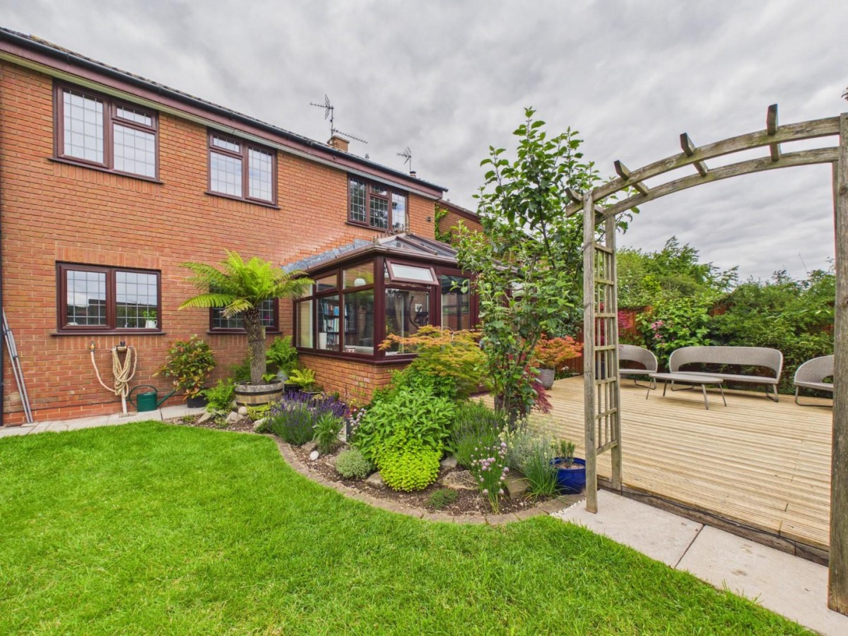Bockenem Close, Thornbury, Bristol, BS35 2XH