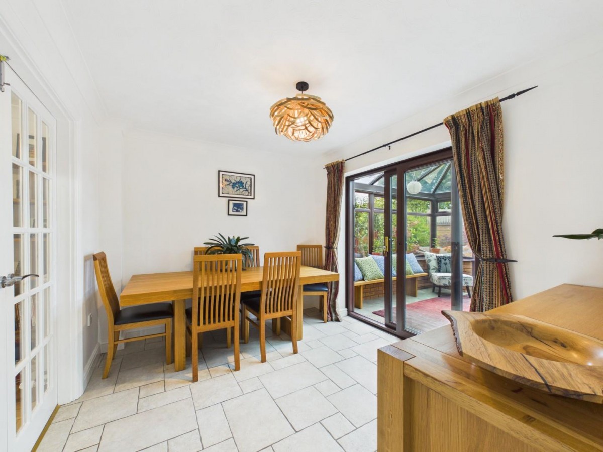 Bockenem Close, Thornbury, Bristol, BS35 2XH