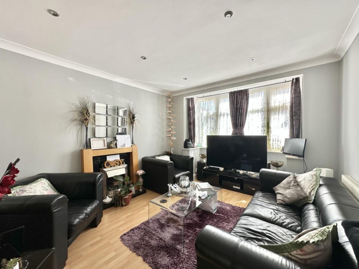 Stirling Road, Hayes