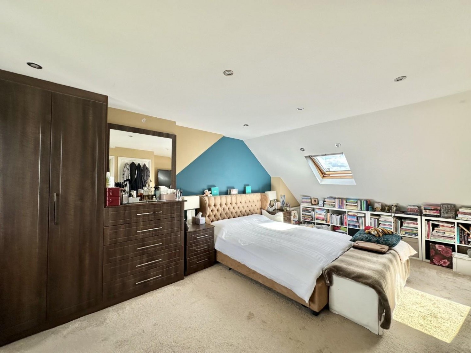 4 bedroom House for sale in Stirling Road, Hayes