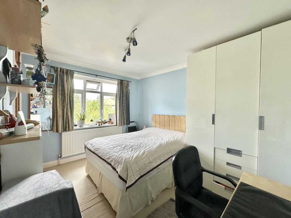Stirling Road, Hayes