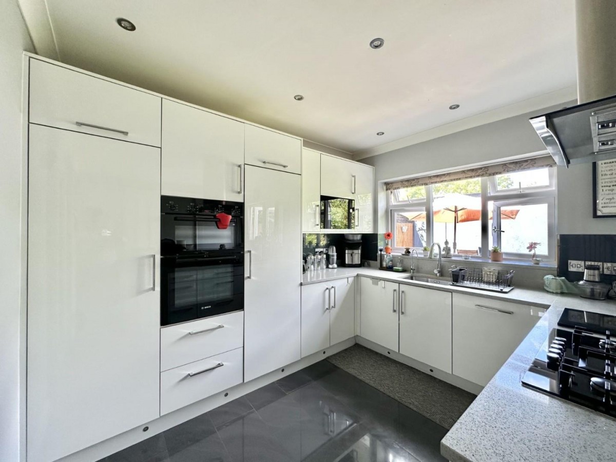 Stirling Road, Hayes