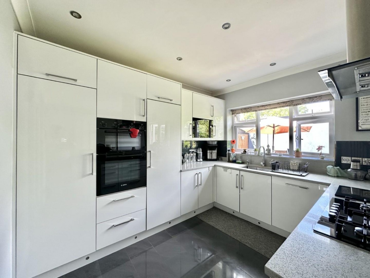 4 bedroom House for sale in Stirling Road, Hayes