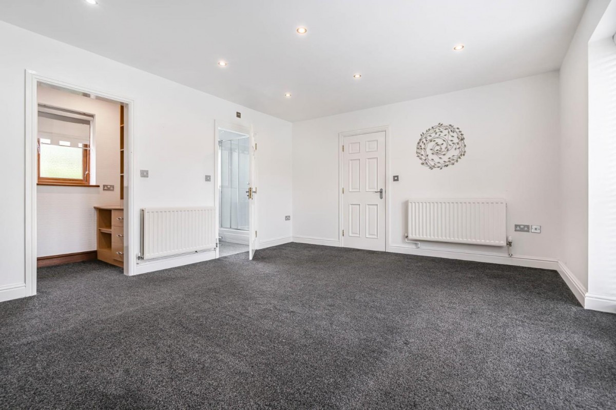 Wood Lea Chase, Pendlebury, Swinton, Manchester
