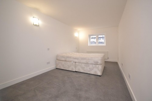 Nicholsons Lane, Maidenhead