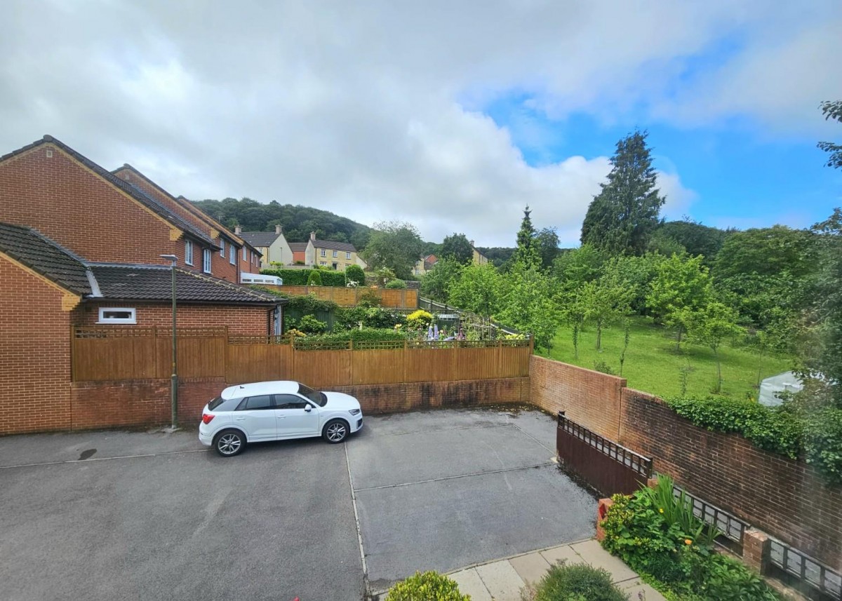 The Slade, Dursley