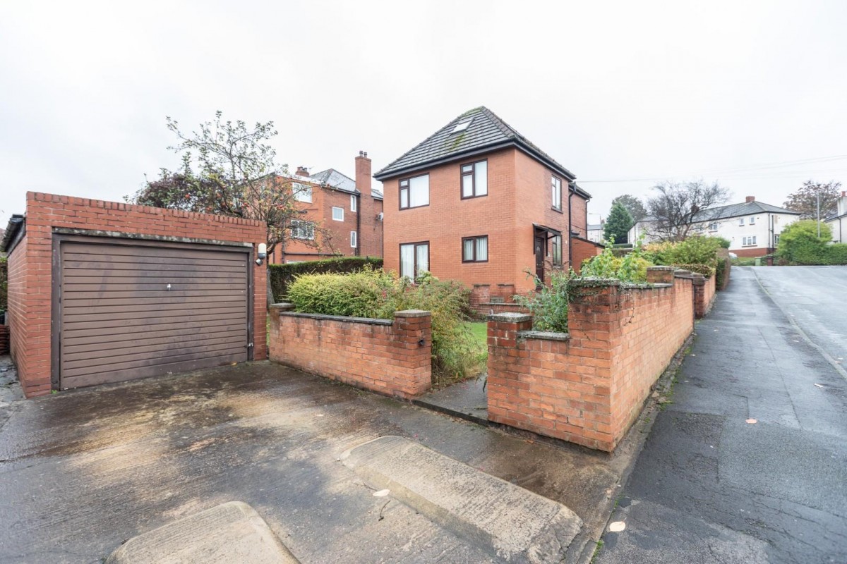 Hill Road, Castleford