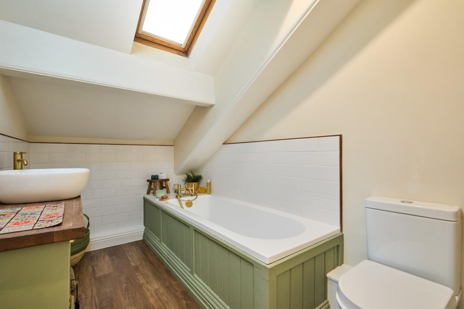5 bedroom House for sale in Hunters Green, Cullingworth,