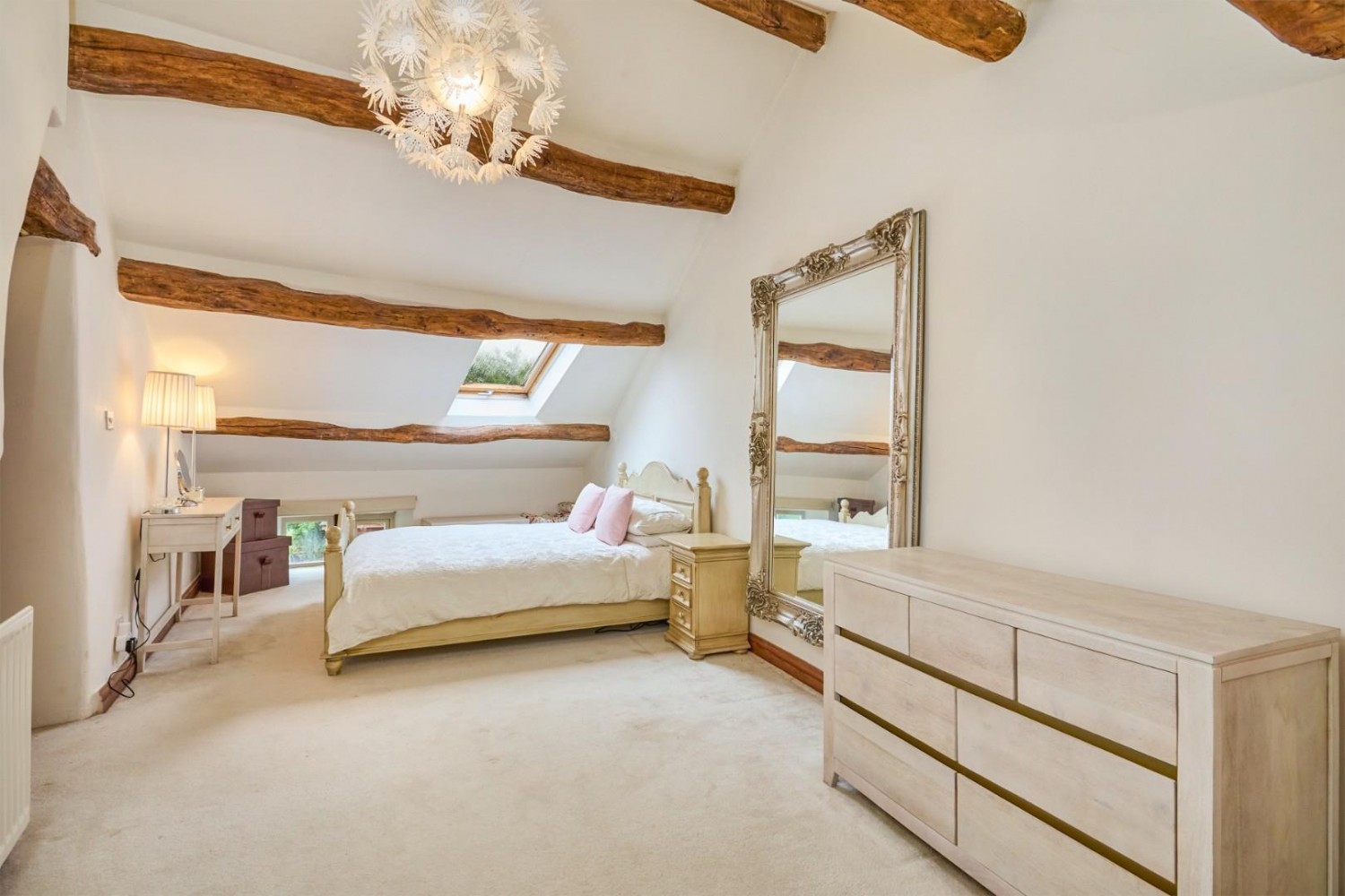 5 bedroom House for sale in Hunters Green, Cullingworth,