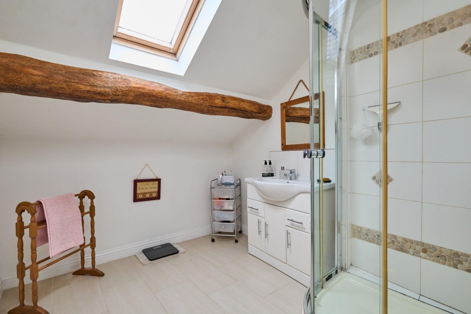 5 bedroom House for sale in Hunters Green, Cullingworth,