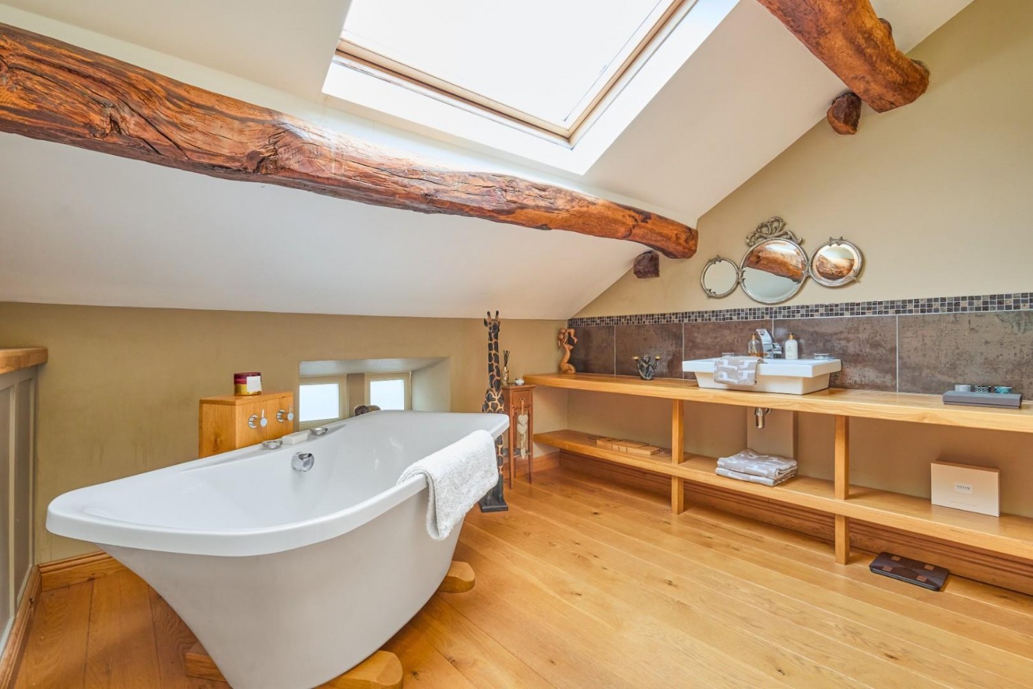 5 bedroom House for sale in Hunters Green, Cullingworth,