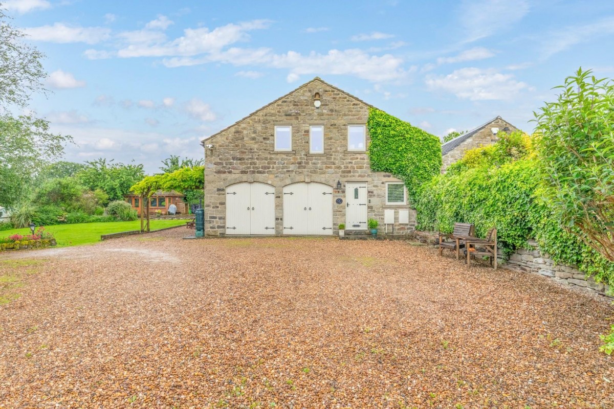 Hunters Green, Cullingworth,