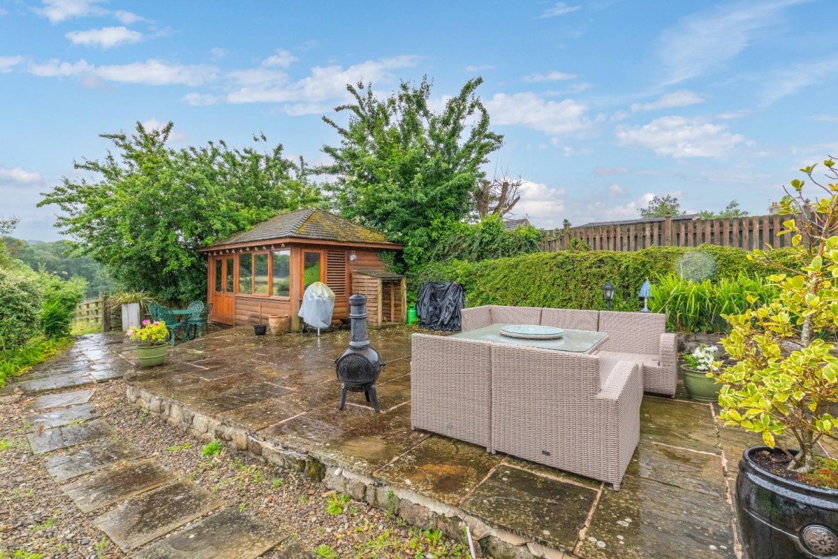 Hunters Green, Cullingworth,
